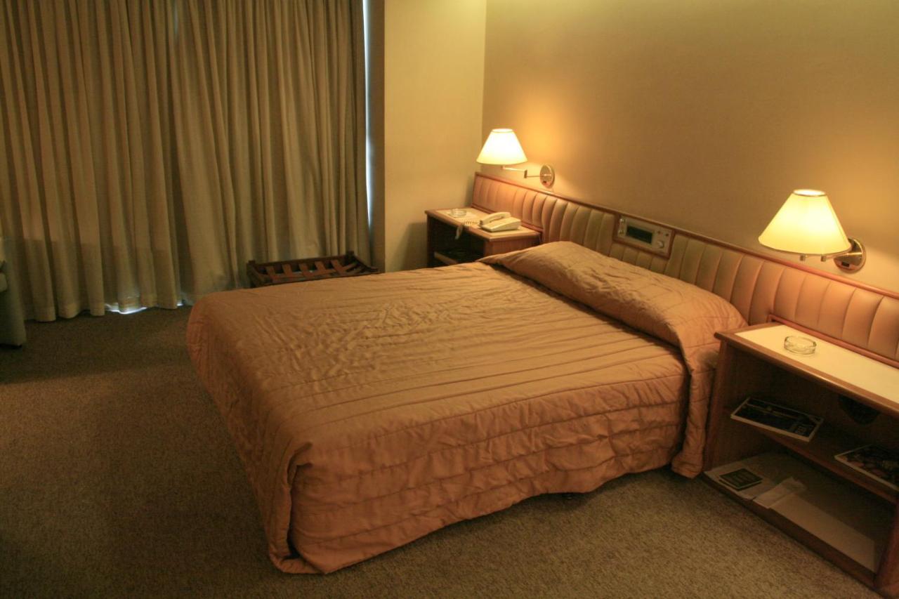 Praca Da Liberdade Hotel Belo Horizonte Szoba fotó